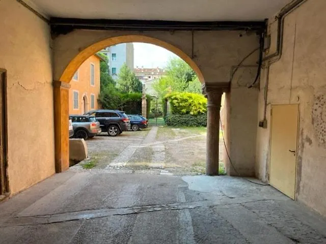 Delizioso Appartamento In Palazzo Veneziano Verona Apartment